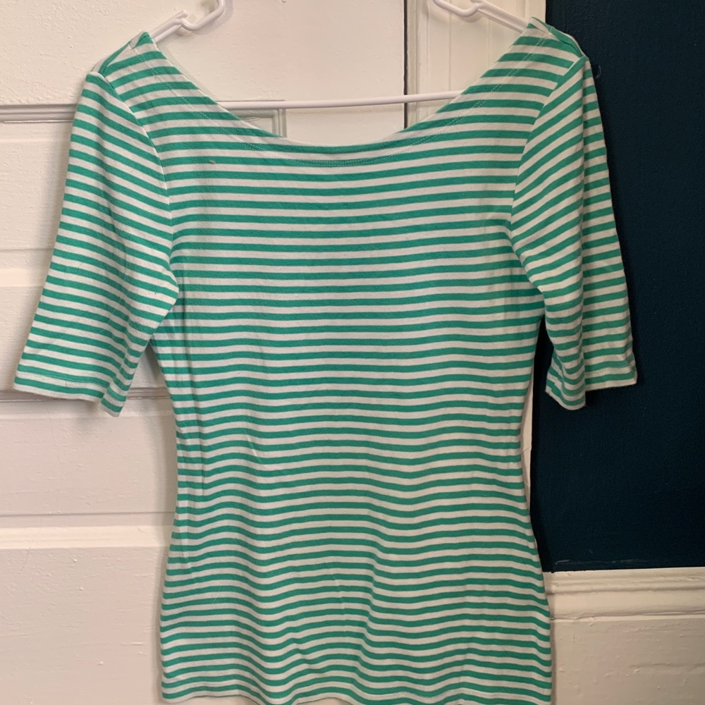 Banana Republic low back fitted tee